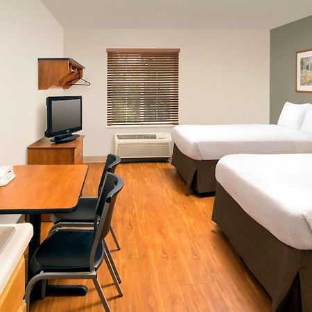 Woodspring Suites Akron Portage Lakes Экстерьер фото