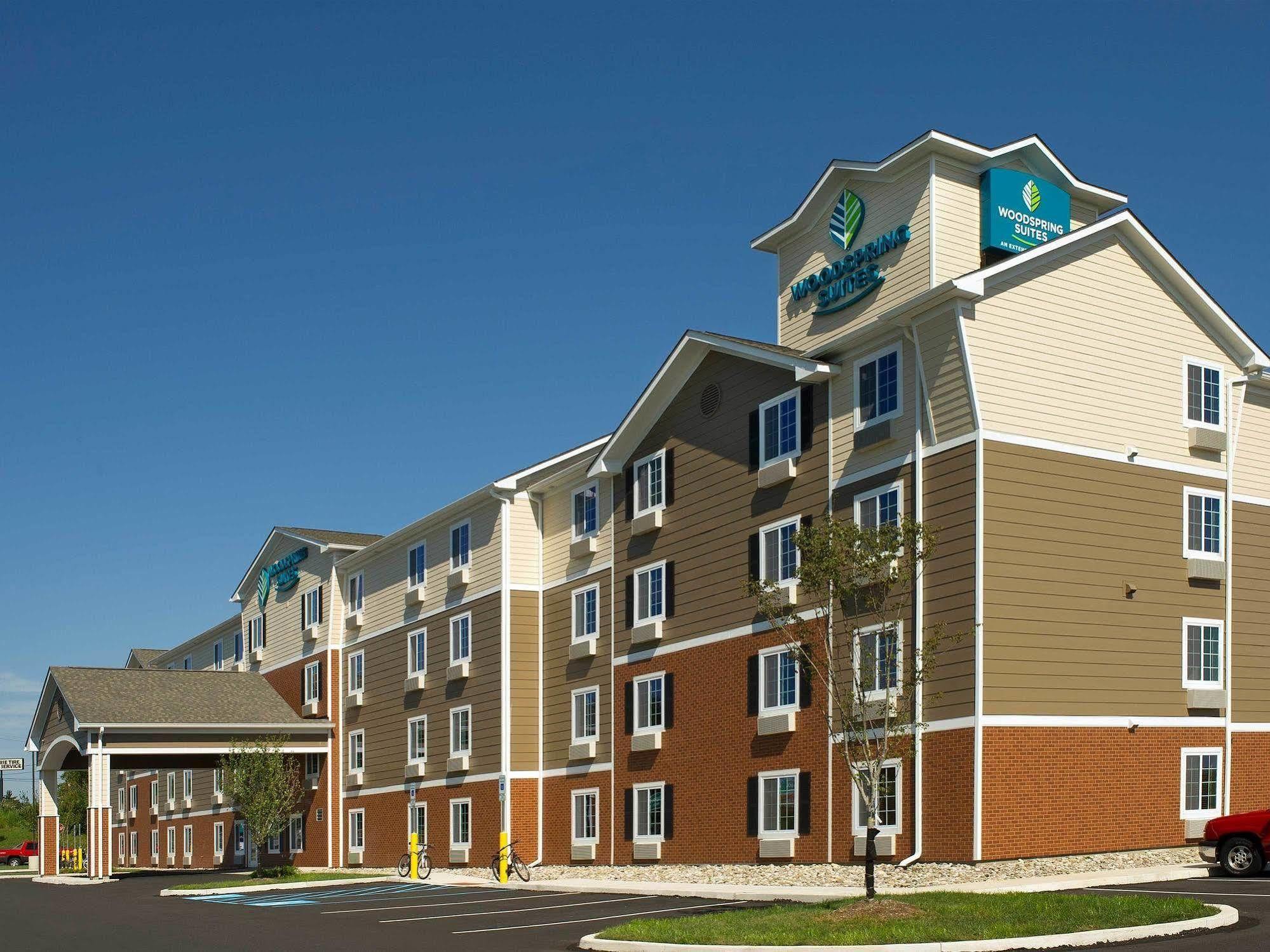 Woodspring Suites Akron Portage Lakes Экстерьер фото