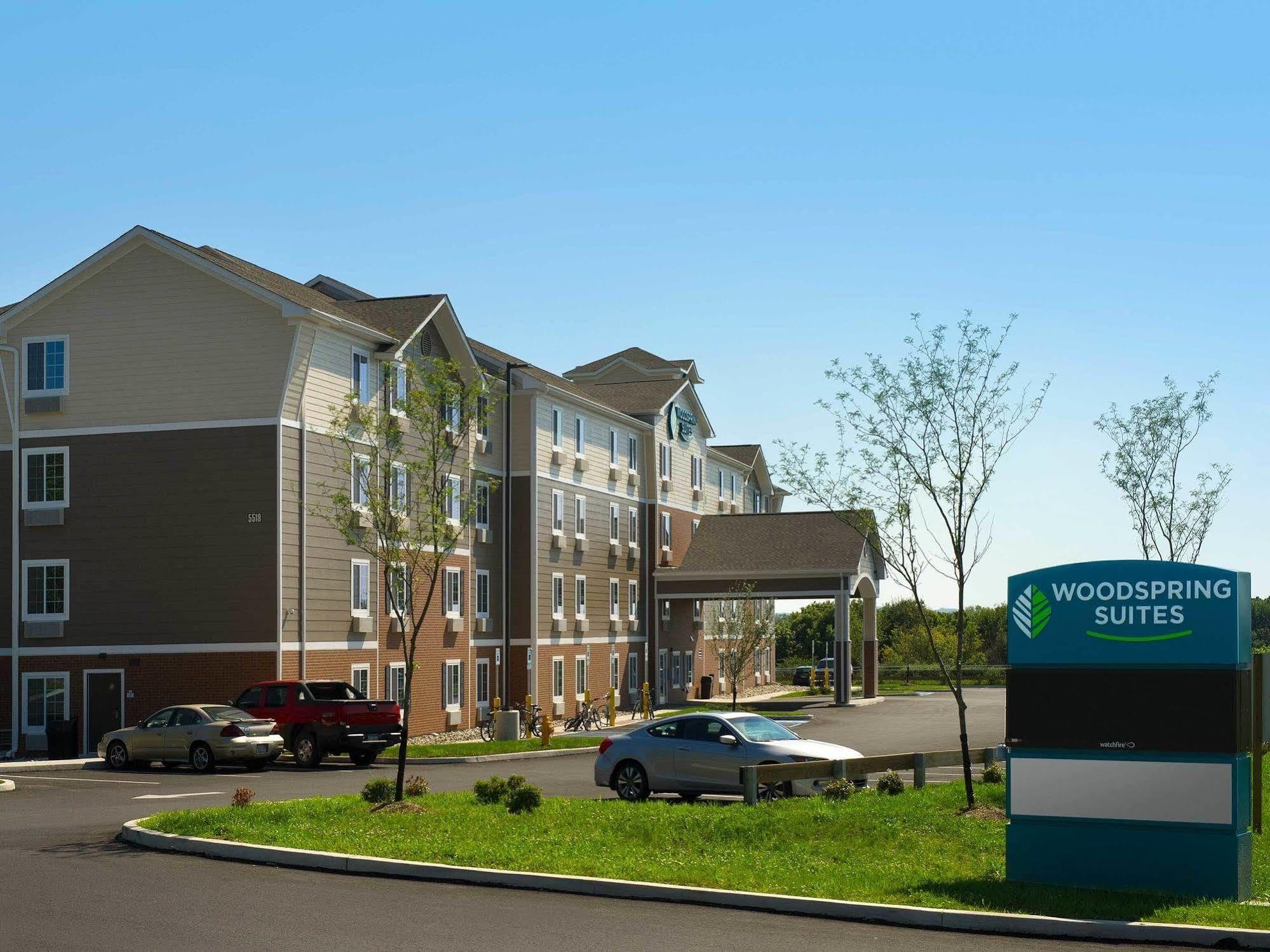 Woodspring Suites Akron Portage Lakes Экстерьер фото